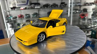 Ferrari F355 Berlinetta UT Models escala 1:18