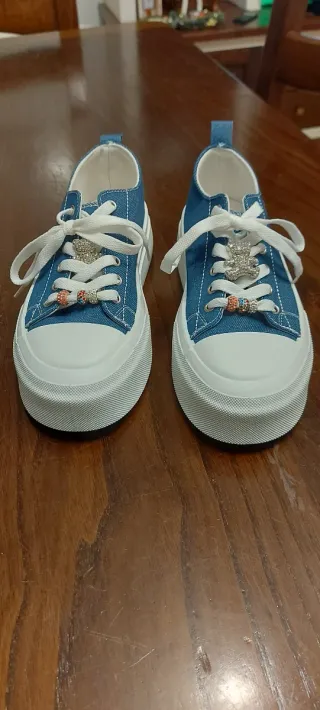 Scarpe da ginnastica in jeans con zeppa