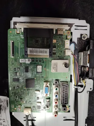 Scheda madre Samsung LT24B300EEC/EN