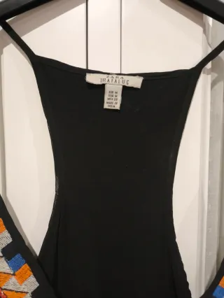 Camisa de verano negra con bordados