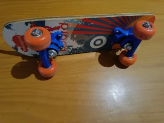 Monopatín infantil con funda