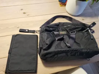 Bolso y cambiador de bebé