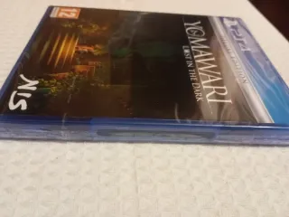 Yomawari: Lost in the Dark PS4 Deluxe Edition