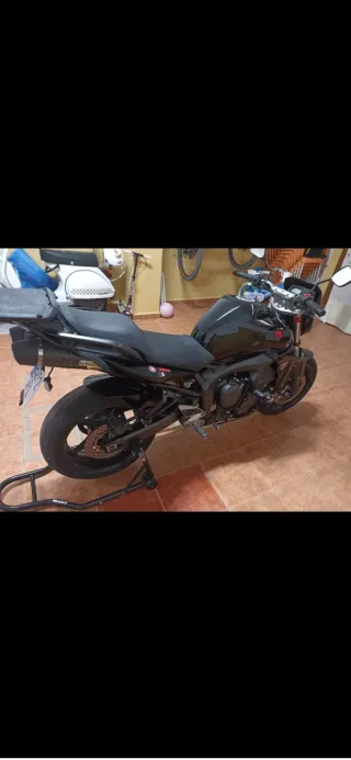 Yamaha FZ6N S2 Negra