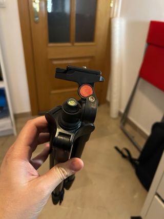 Trípode ajustable 44 cm - 130 para movil o cámara