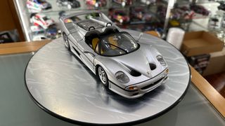 Ferrari F50 HotWheels escala 1:18