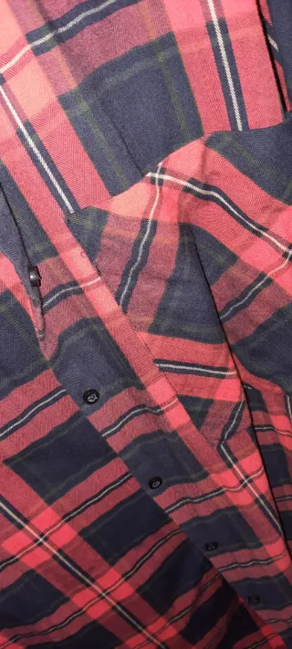 Camisa Trafaluc cuadros roja y negra Talla L