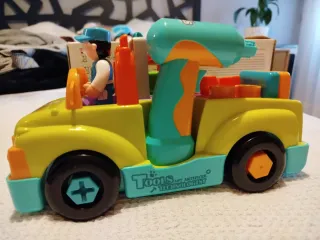 Camión Mecánico Hola con Herramientas