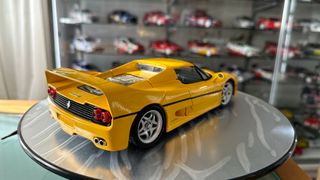 Ferrari F50 HotWheels escala 1:18