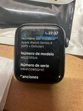 Apple Watch Series 6 44mm GPS + Cellular W5Q1YC