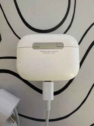 Apple AirPods Pro (2ª Gen)