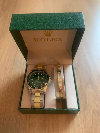 Reloj con Pulsera y Caja