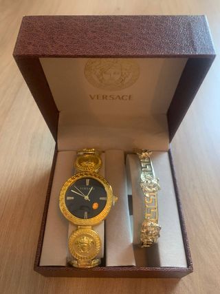 Reloj con Pulsera y Caja