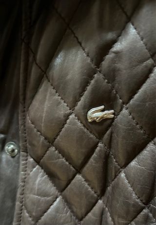 Chaqueta de cuero Lacoste color marrón. Talla 40