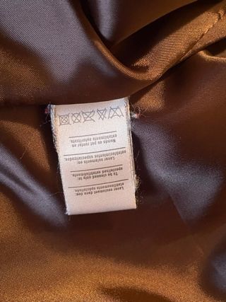 Chaqueta de cuero Lacoste color marrón. Talla 40