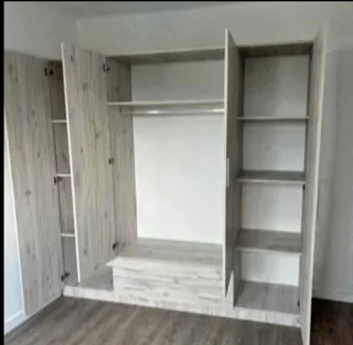 Armario modular madera beige y gris