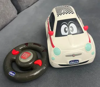 Coche teledirigido Chicco Fiat