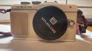 Olympus Pen EPL7 Cámara Beige