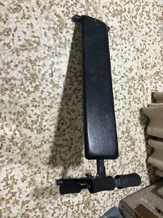 Banco de ejercicios abdominales