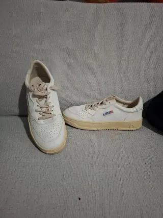 Zapatillas Autry Medalist Blancas