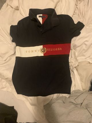 Polo Tommy Hilfiger Negro y Rojo