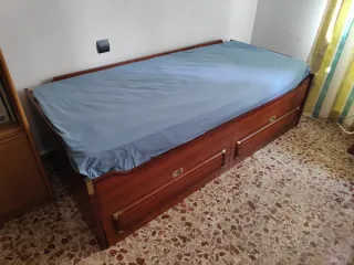 Cama nido de madera con colchones de 80