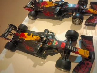 Lote 4 Bburago Red Bull F1 1:24