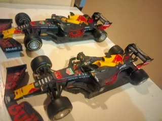 Lote 4 Bburago Red Bull F1 1:24