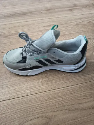 Zapatillas Adidas Hombre Grises y Negras