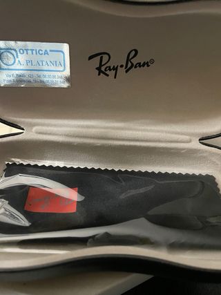 Occhiali da sole Ray-Ban neri