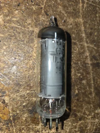 Válvula 35C5 radio antigua de valvulas