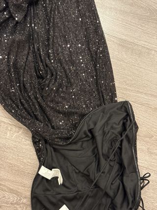 Mono lentejuelas Stradivarius negro