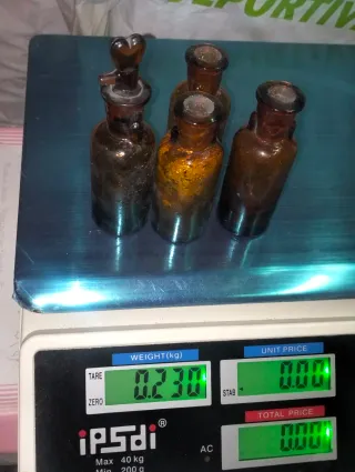 Lote 4 Bottiglie Antiche di Farmacia