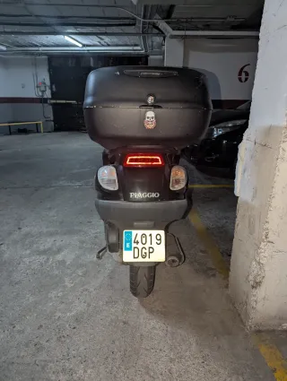 Moto maxiscooter Piaggio X9 125