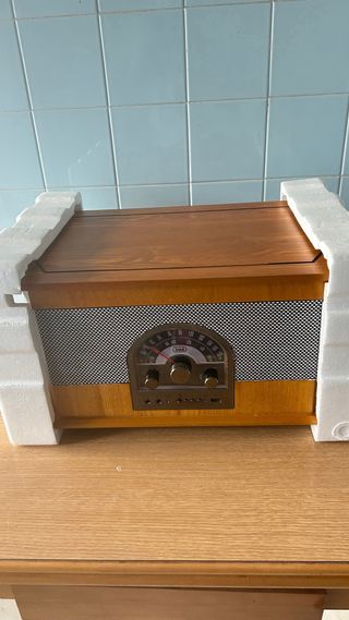 Tocadiscos Vintage Trevi Marrón y Dorado