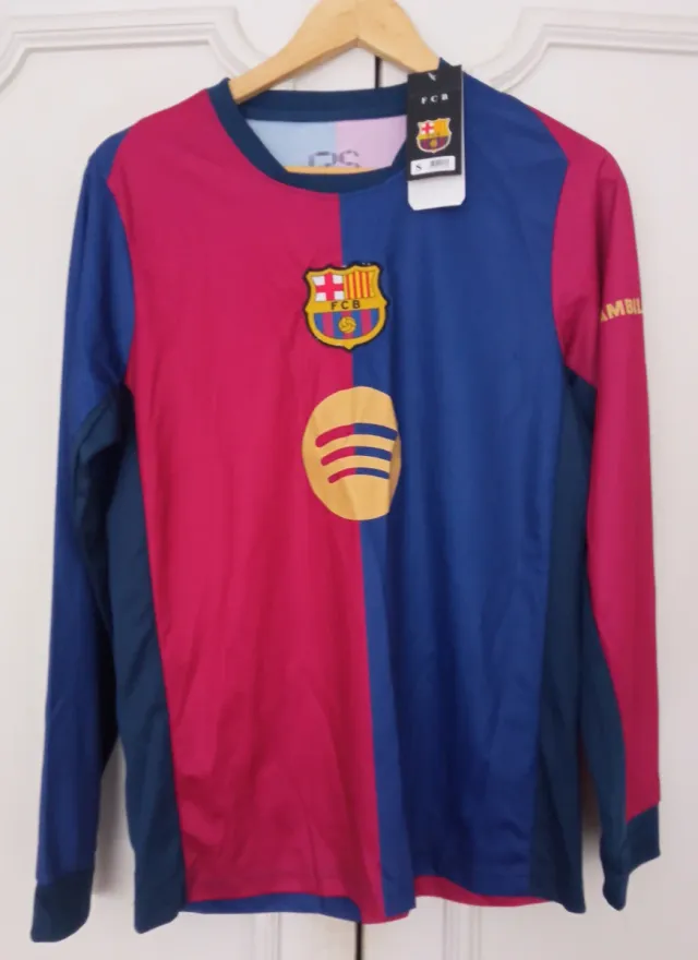 Conjunto Fútbol  Talla S con etiqueta