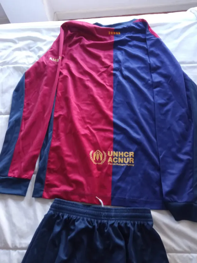 Conjunto Fútbol  Talla S con etiqueta