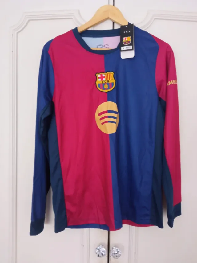 Conjunto Fútbol  Talla S con etiqueta