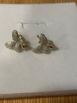 Pendientes Mariposa Bañados en Oro 14K