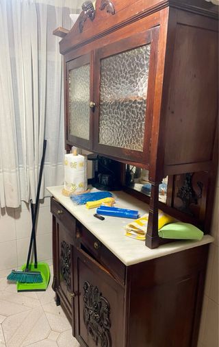 Armario de cocina antiguo madera y cristal