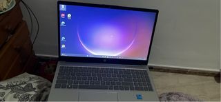 Ordenador portátil HP Intel Core i3