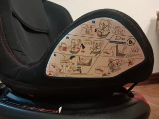 Silla de coche negra