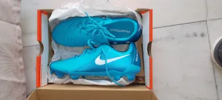 Botas de fútbol Nike Phantom GX
