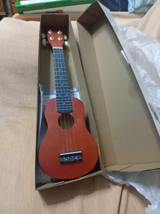 Ukelele infantil nuevo
