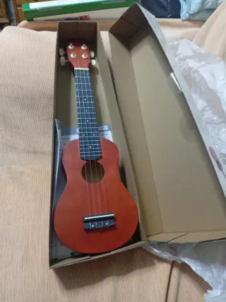 Ukelele infantil nuevo