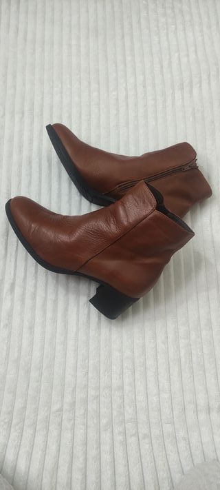 Botas de piel Pie Santo marrones