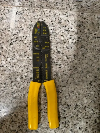 Pelacables profesional nuevo