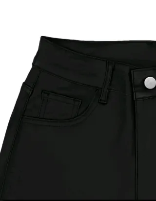 Pantalones sintéticos negros