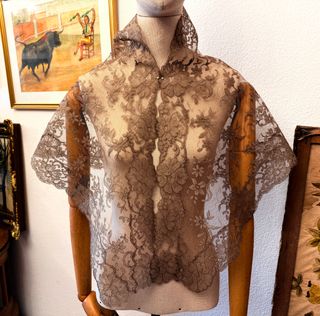 Mantilla Goyesca Francesa Vintage