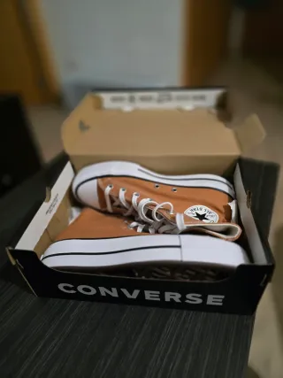 Zapatillas Converse Camel Nuevas